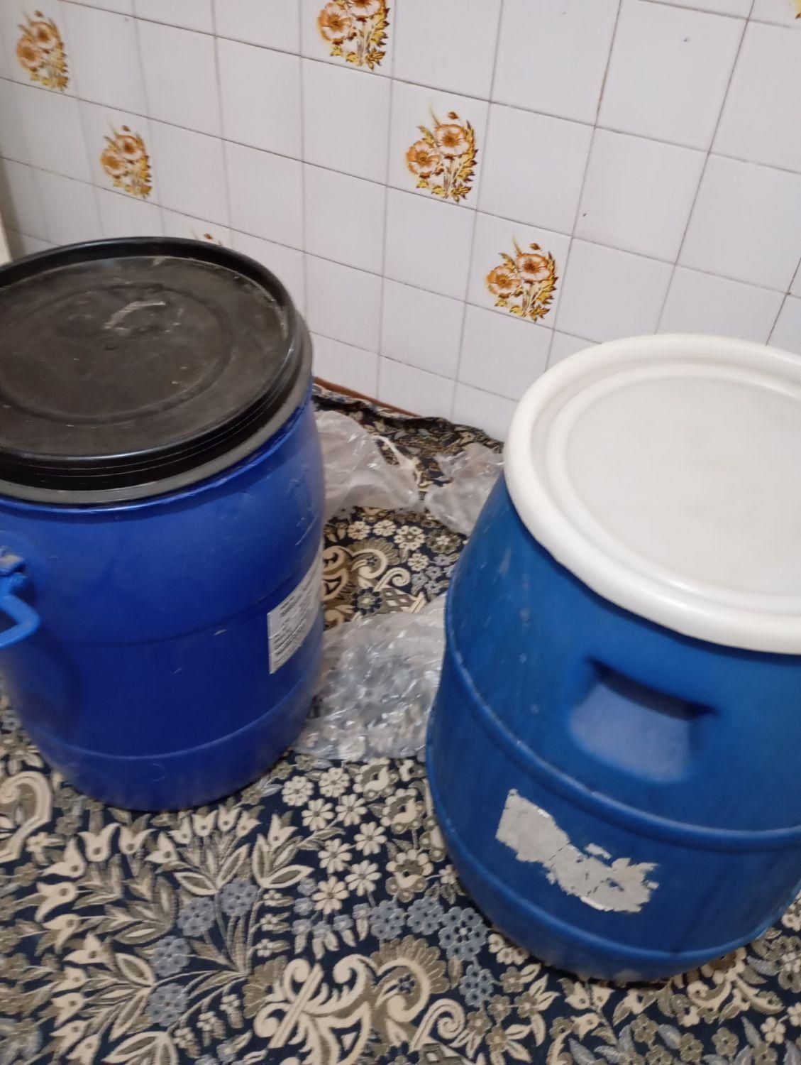 جا قاشقی و پلاستیکی|ظروف نگهدارنده، پلاستیکی، یک‌بارمصرف|مبارکه, |دیوار