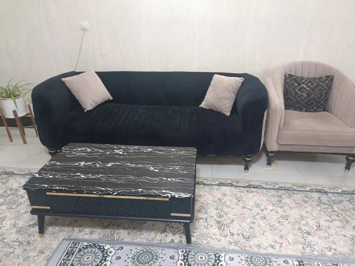مبل راحتی|مبلمان خانگی و میز عسلی|اصفهان, مشکین|دیوار