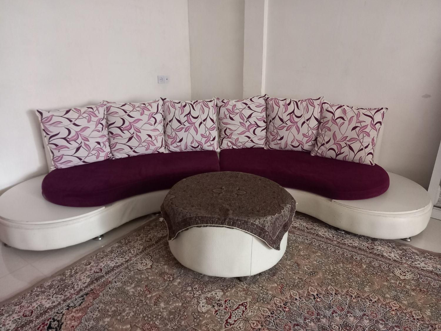 ی دست مبل تروتمیز|مبلمان خانگی و میز عسلی|شیروان (خراسان), |دیوار
