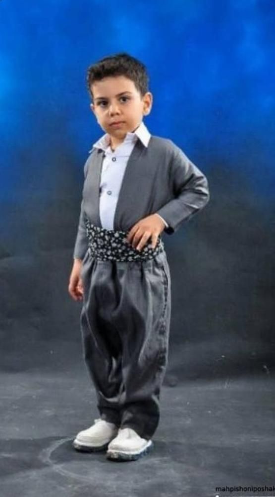 کردی سرای عباسی کوهدشت|لباس|کوهدشت, |دیوار