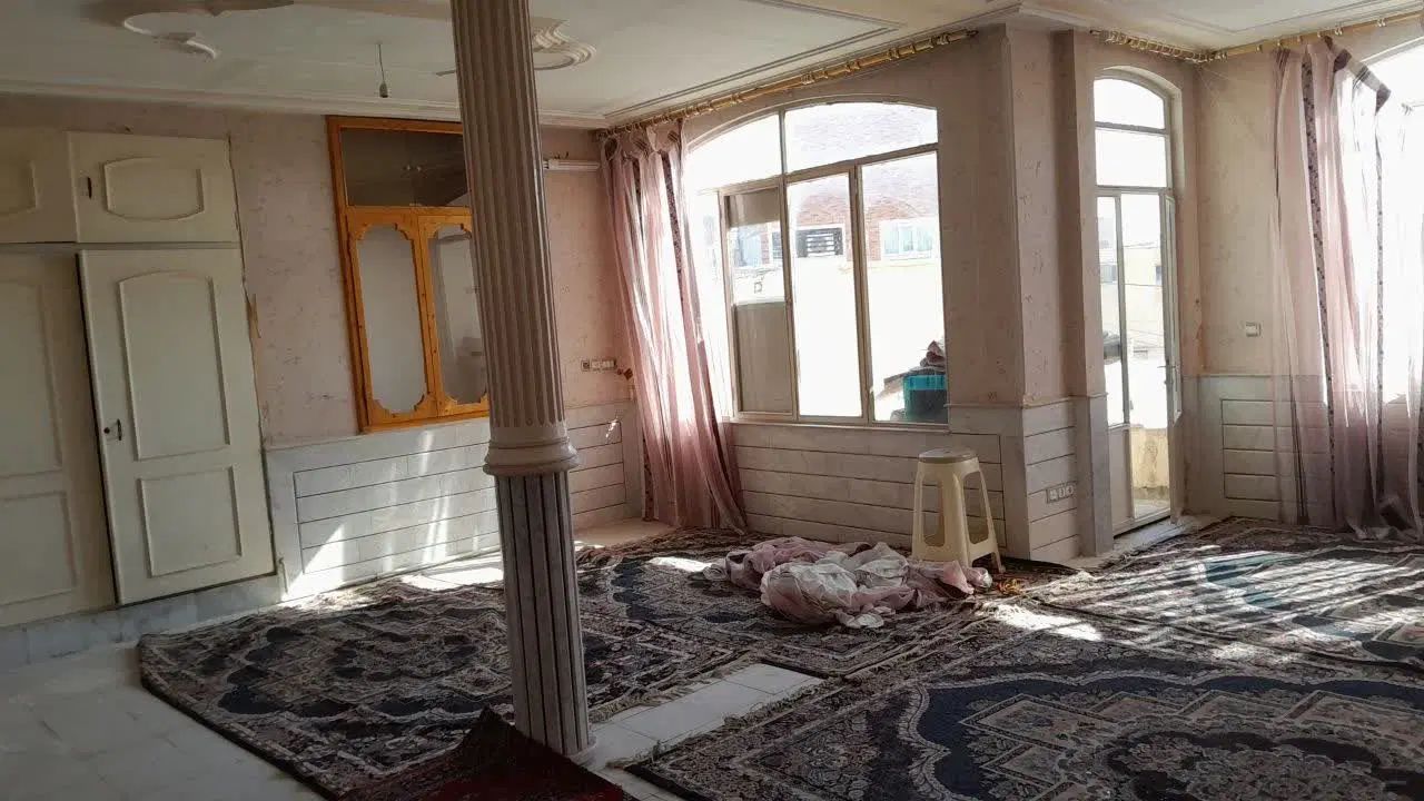 اجاره آپارتمان ۱۰۰ متری ۱ ه طبقه ۱ کوچه شهیاحمدحمد|اجارهٔ آپارتمان|کاشان, جمال آباد|دیوار