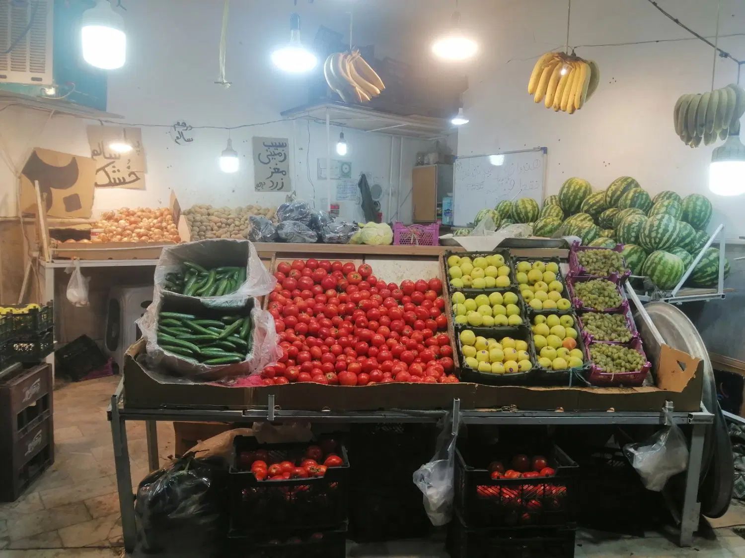 واگذاری میوه فروشی|اجارهٔ مغازه و غرفه|مشهد, یاس|دیوار