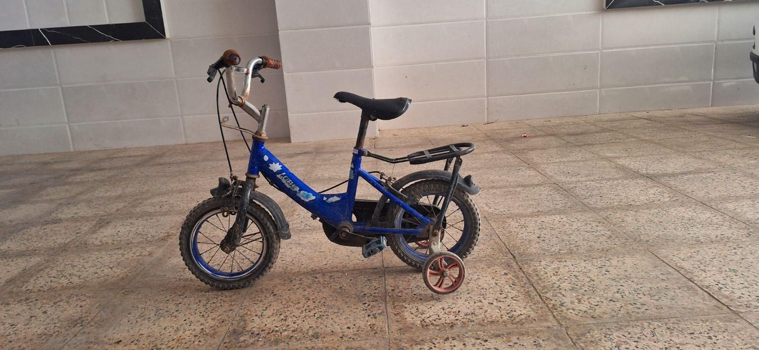 دوچرخه سایز ۱۲ تمیز و سالم|دوچرخه، اسکیت، اسکوتر|قرچک, پارس سرام|دیوار