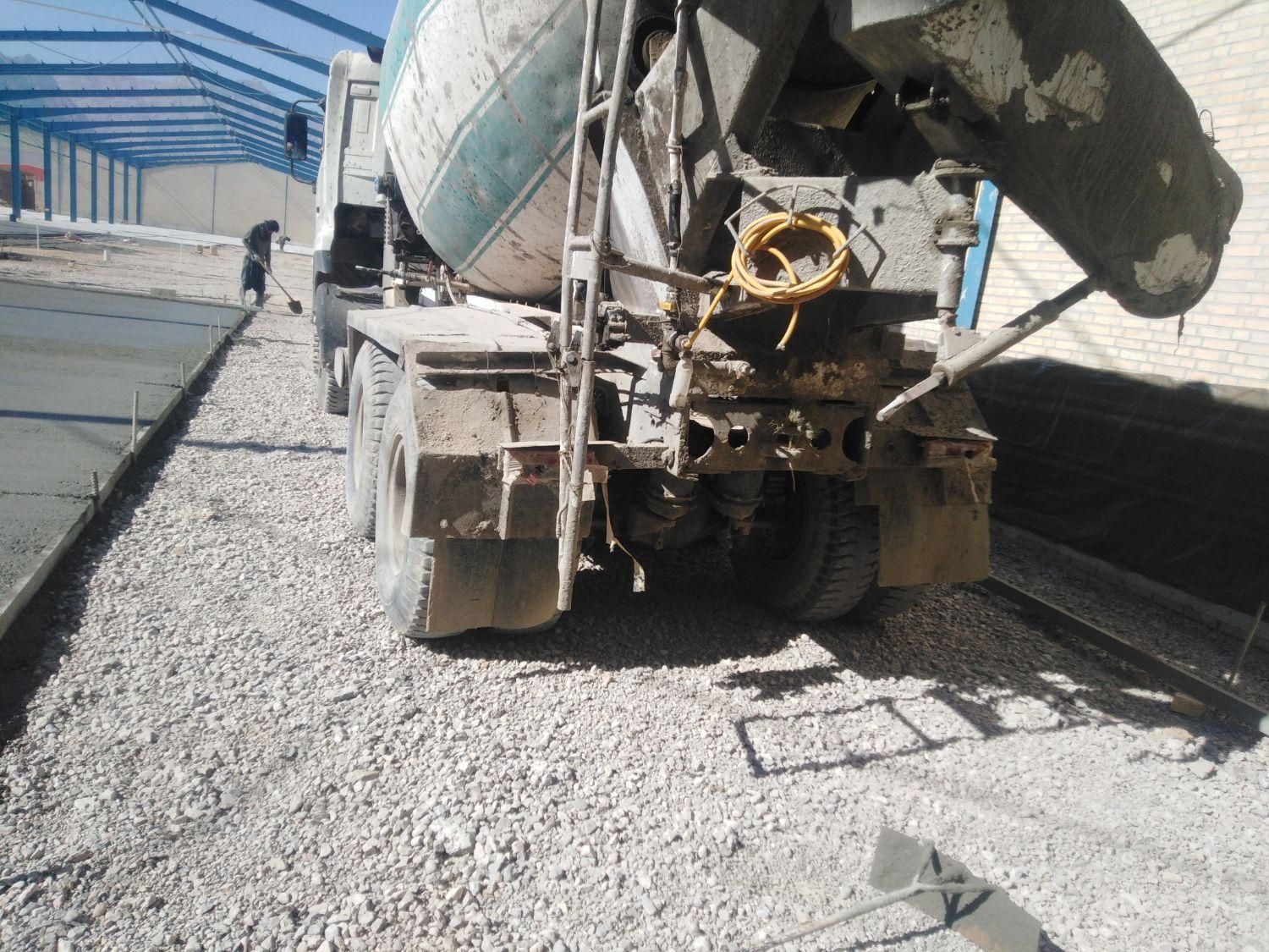 فروش بتن آماده مستقیم از شرکت بتن|خدمات پیشه و مهارت|یزد, |دیوار