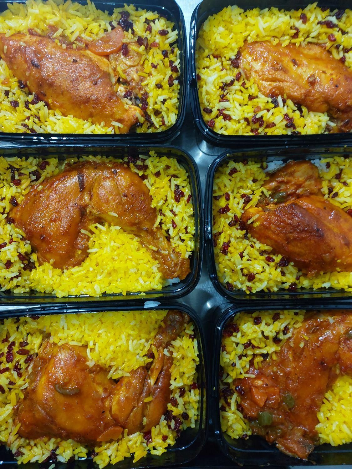 تهیه و پخش غذا مجالس ادارات دولتی و خصوصی و..|خدمات پذیرایی، مراسم|تهران, تهرانپارس شرقی|دیوار