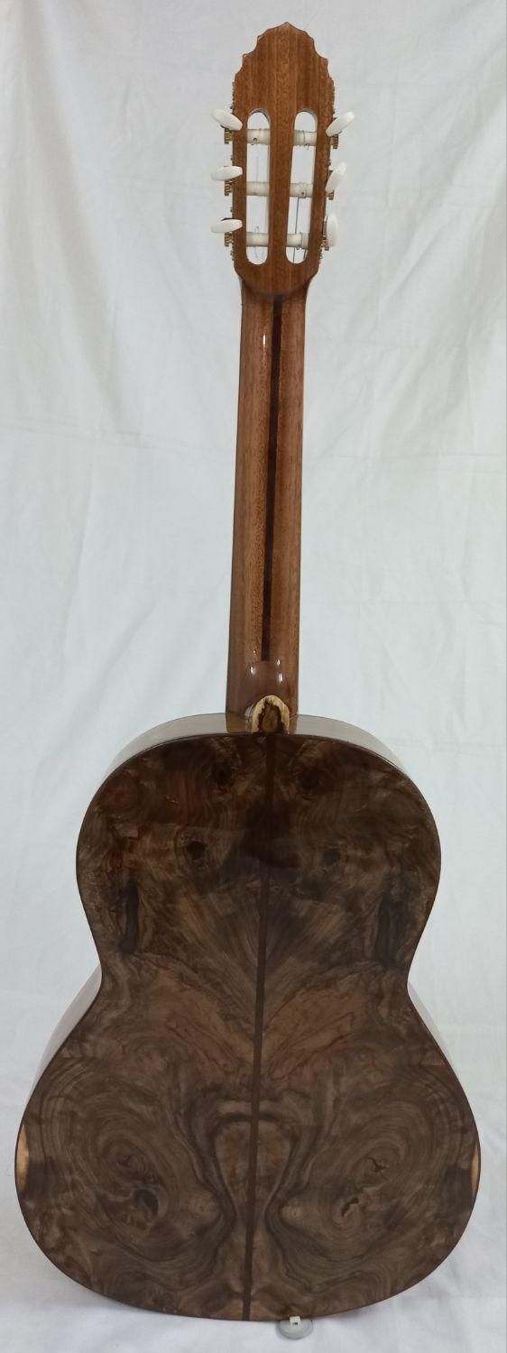 گیتار فلامنکو|گیتار، بیس، امپلیفایر|مشهد, انقلاب|دیوار