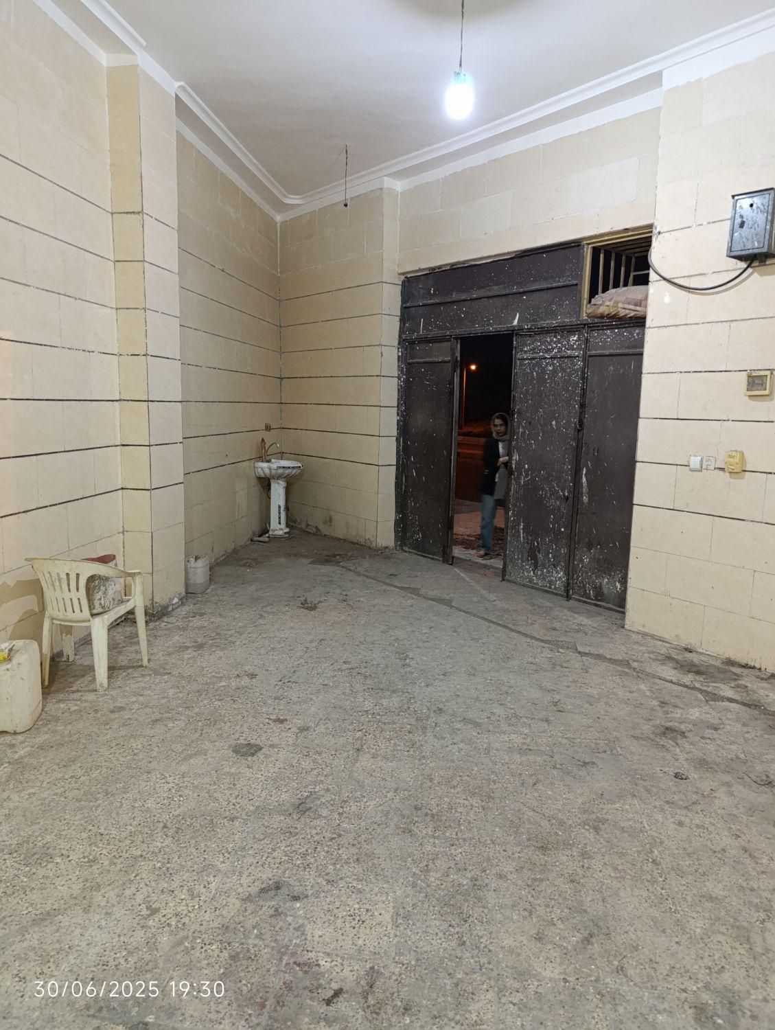 رهن و اجاره مغازه ۵۵ متری ایسین|اجارهٔ مغازه و غرفه|بندرعباس, |دیوار