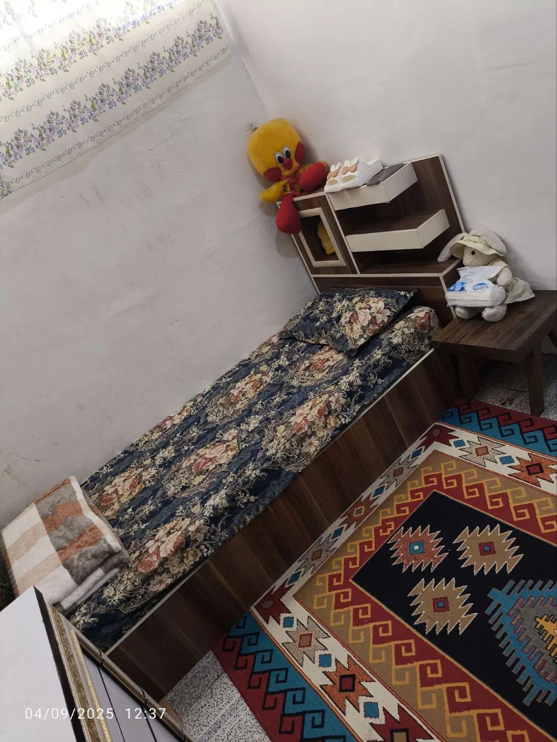 کمدلباس اینه دلاور وتخت نوجوان تشک فنری|تخت و سرویس خواب|مشهد, همت آباد|دیوار