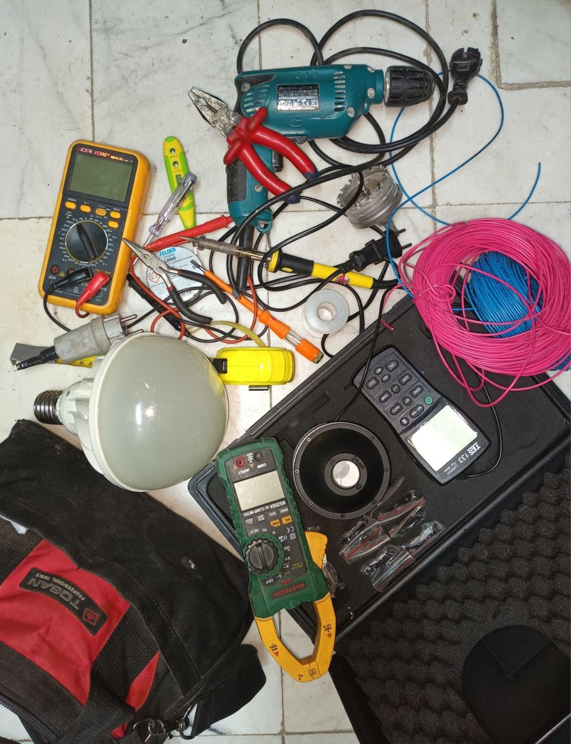 برقکار حرفه ای سیار ساختمان ۲۴ ساعته|خدمات پیشه و مهارت|اصفهان, جلفا|دیوار