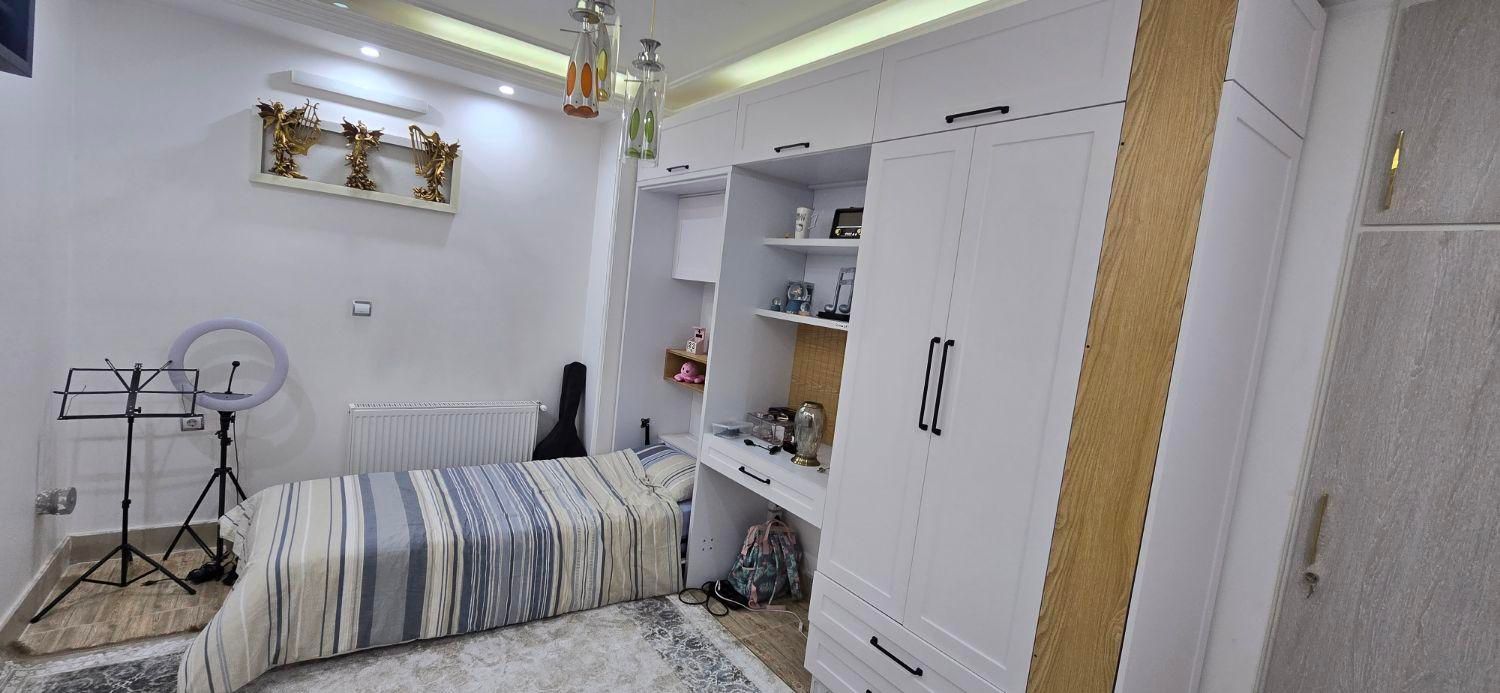 کمد دیواری نئوکلاسیک وتخت کمجا|مصالح و تجهیزات ساختمان|قم, کاسه گران|دیوار