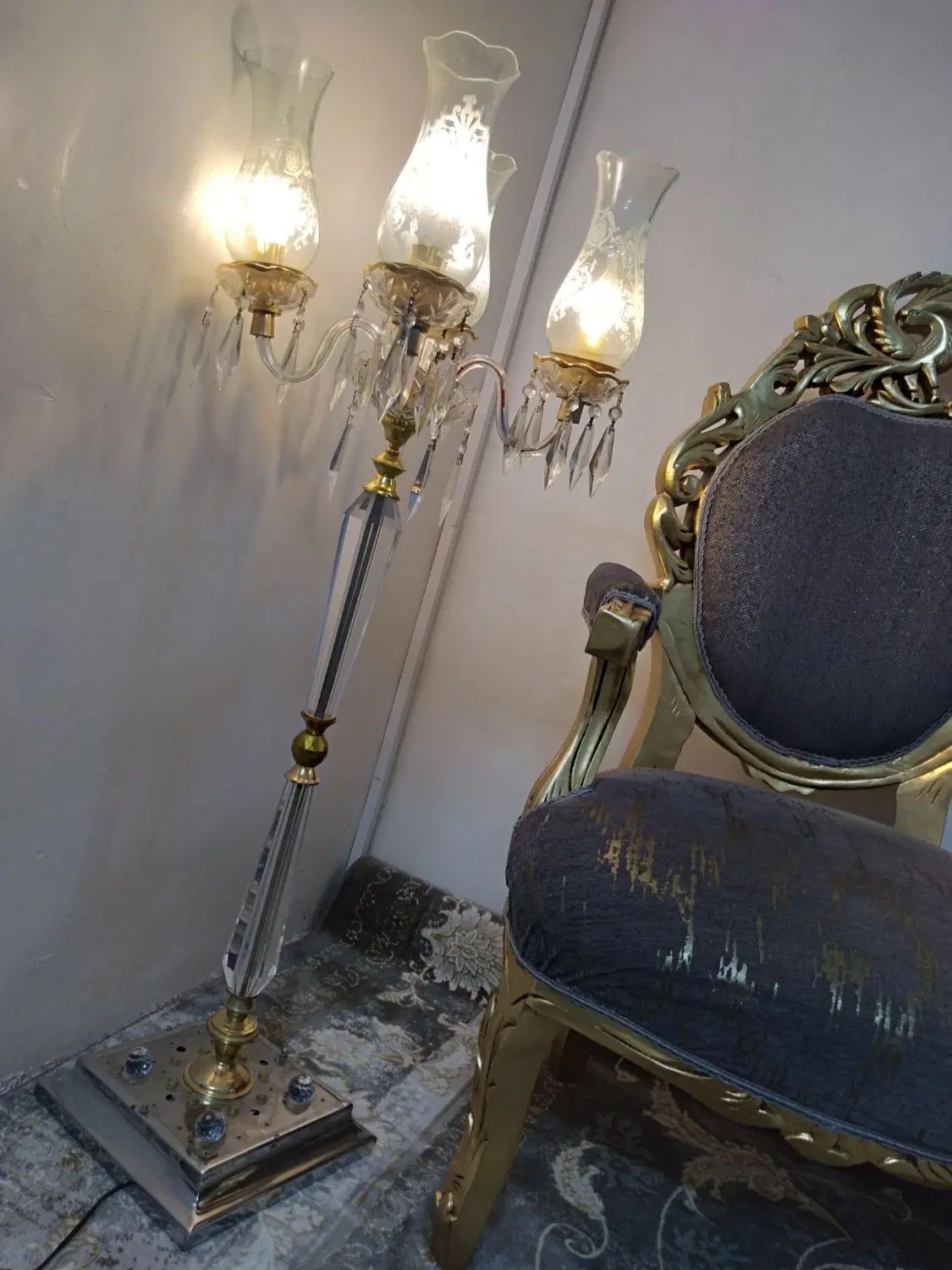 آباژور ایستاده|چراغ خواب و آباژور|مشهد, طلاب|دیوار