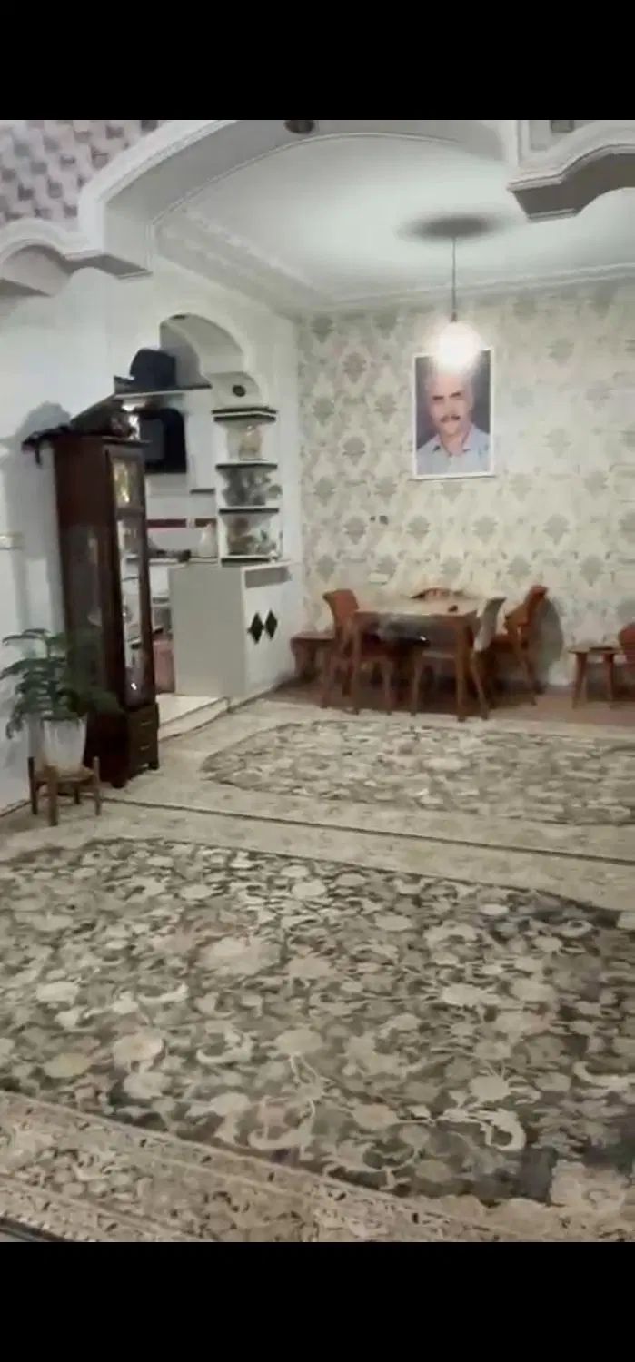 فروش منزل دوطبقه همراه باسوئیت شهرک بهاران|فروش خانه و ویلا|شیراز, شهرک فرهنگیان|دیوار