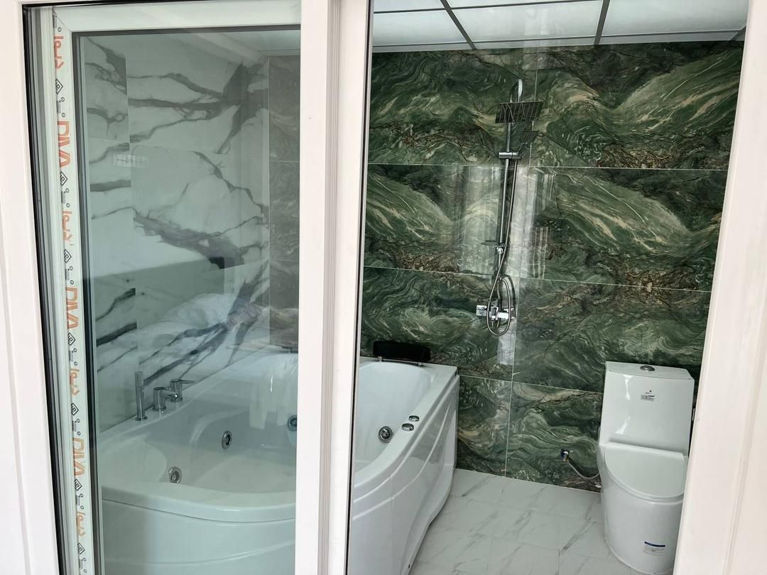 فروش خانه ویلایی ۳۳۰ متری ۴ خوابه استخردار|فروش خانه و ویلا|رامسر, |دیوار