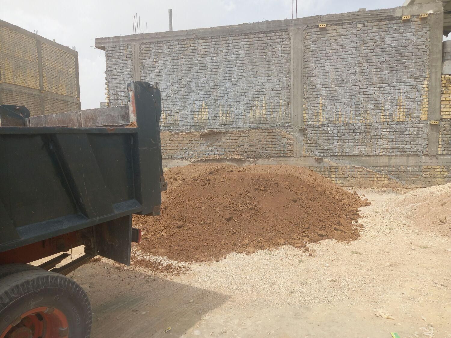 خاک باغچه|خدمات باغبانی و درختکاری|شیراز, ستارخان|دیوار