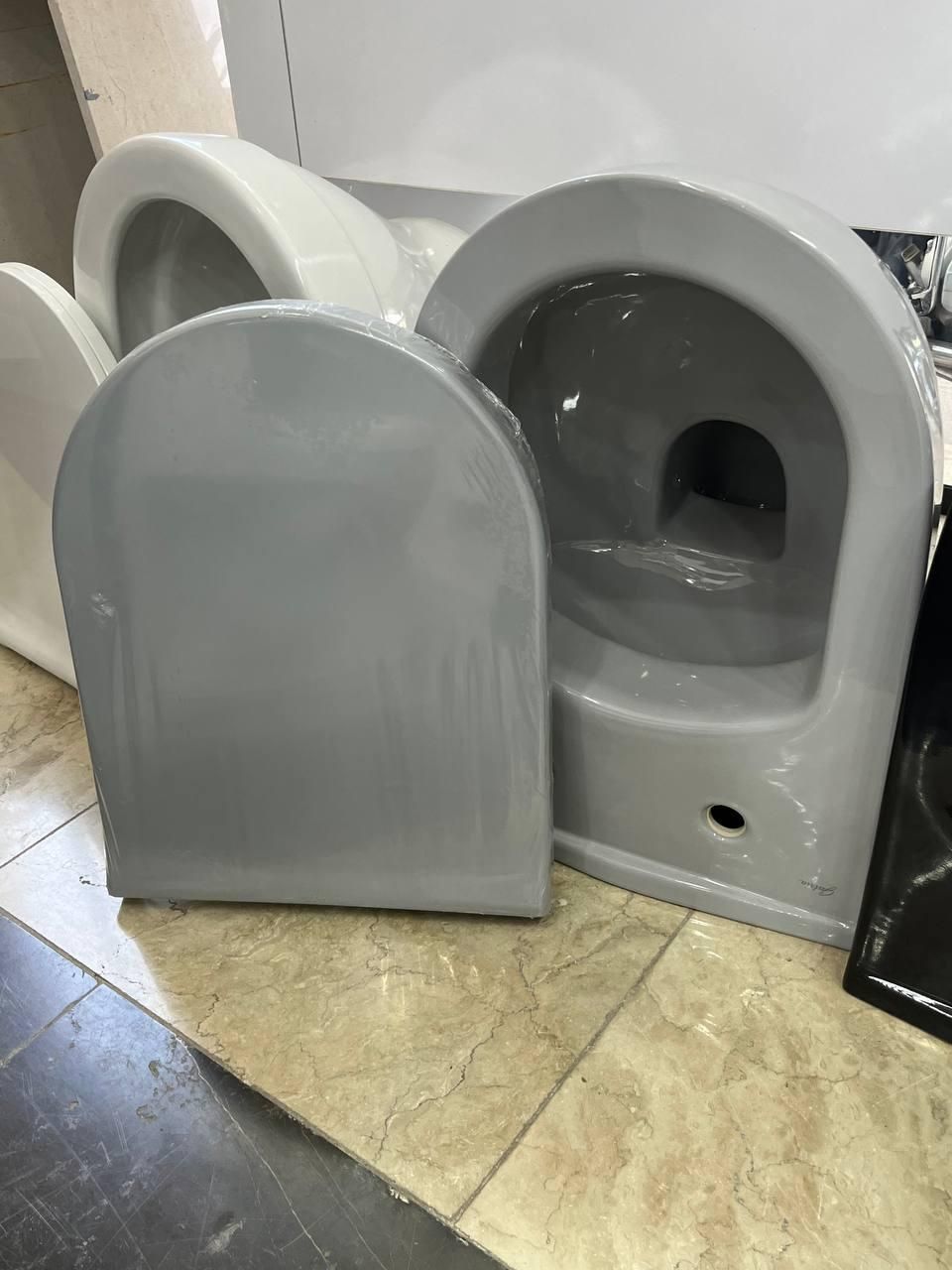 فرنگی وال هنگ|مصالح و تجهیزات ساختمان|اصفهان, سرچشمه|دیوار