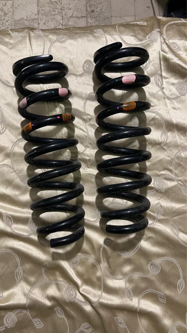 فنر لول هایلوکس|قطعات یدکی و لوازم جانبی|محلات, |دیوار