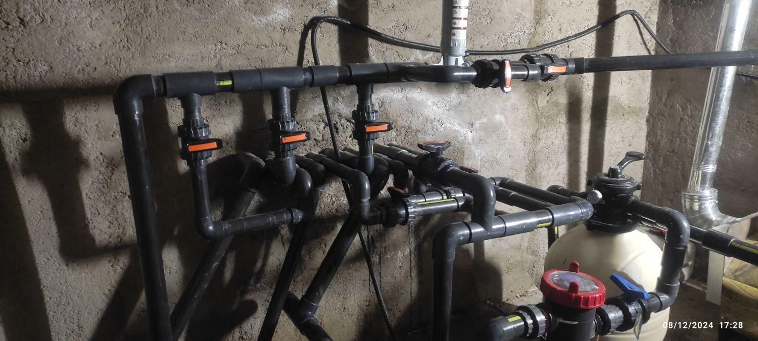 اجرا لوله کشی استخر و نصب موتورخانه استخر|خدمات پیشه و مهارت|شیراز, گویم|دیوار