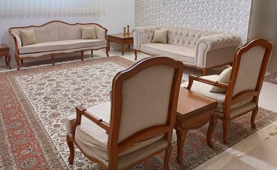 مبل راحتی کلاسیک ابزاری. نقد  اقساط|مبلمان خانگی و میز عسلی|مشهد, شفا|دیوار