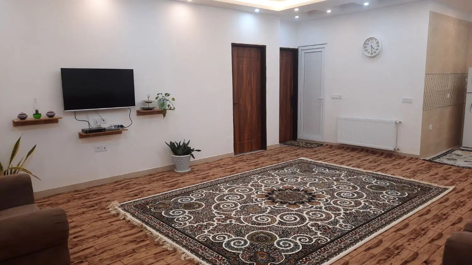 ویلای ساحلی لوکس صفرمحله گیسوم پرهسر|اجارهٔ کوتاه‌مدت ویلا و باغ|پره‌سر, |دیوار