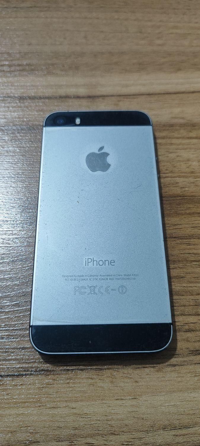 اپل iPhone 5s با حافظهٔ ۱۶ گیگابایت|موبایل|میانه, |دیوار