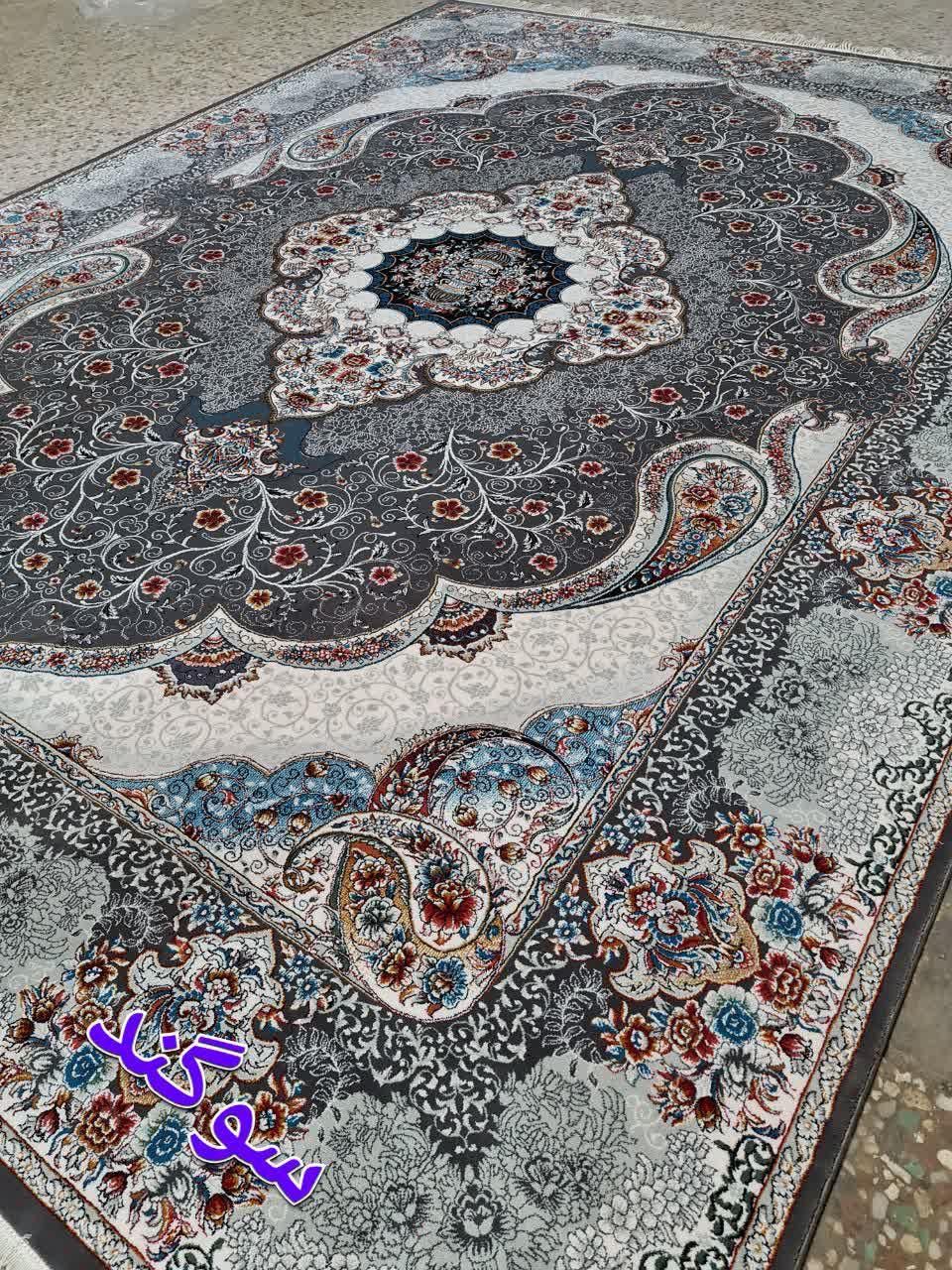 فرش پانیز (گل رز)|فرش|شیراز, کیان آباد|دیوار