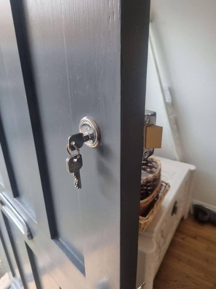 قفل کلیدسازی استادمعین خمینی توحیدانقلاب شادمان جی|خدمات پیشه و مهارت|تهران, طرشت|دیوار