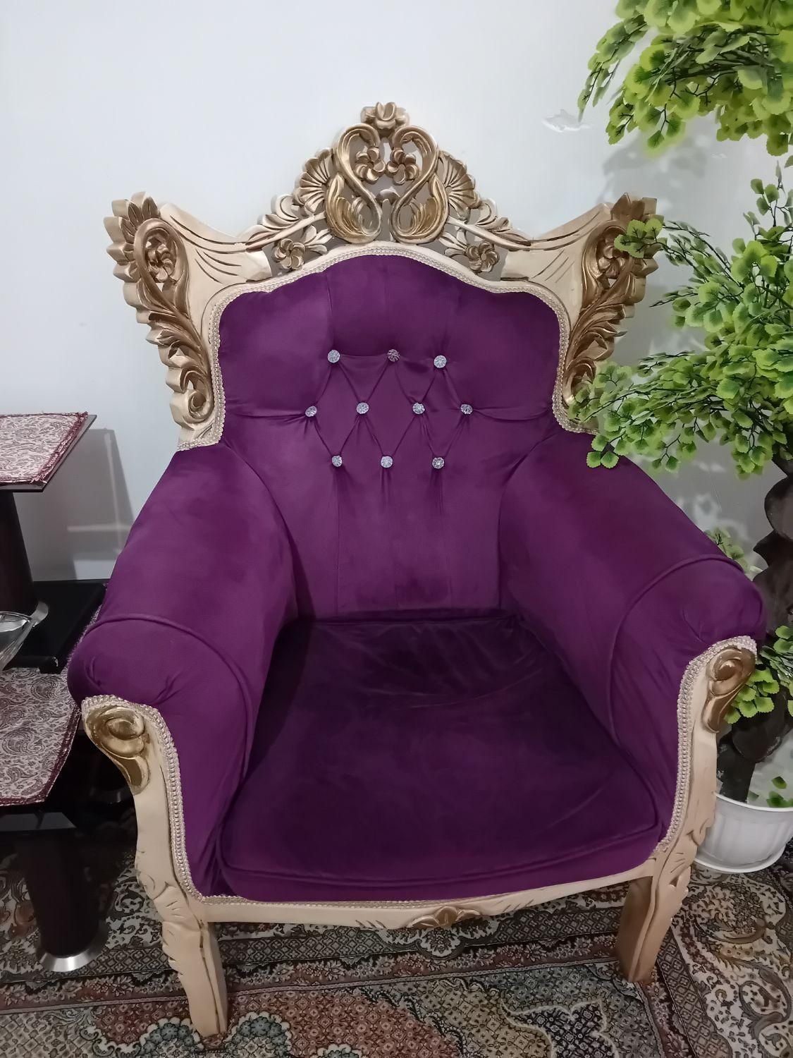 مبل ۹ نفره به همراه میزغذاخوری ۶ نفره|مبلمان خانگی و میز عسلی|اردبیل, |دیوار