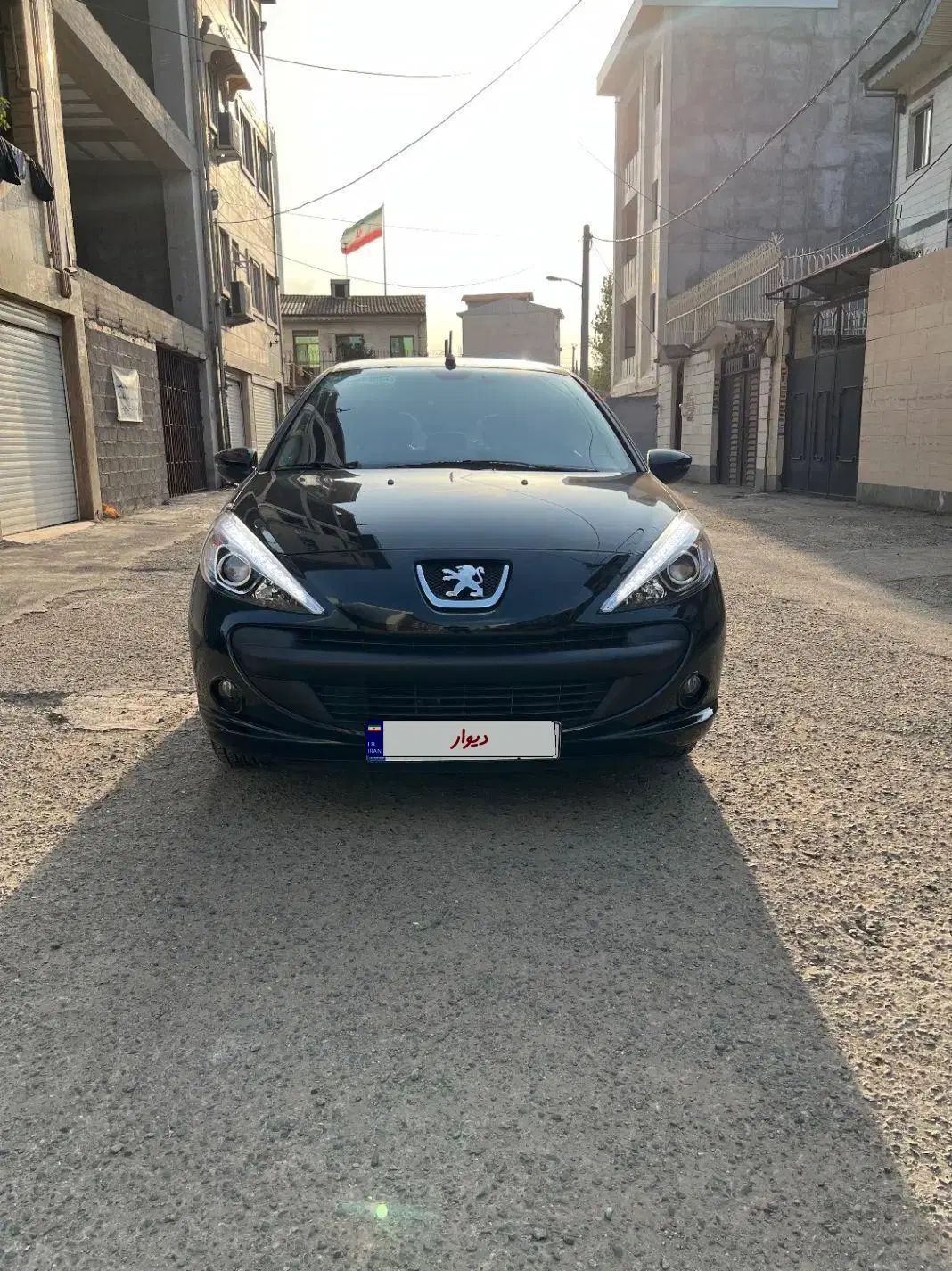 207 مدل 1403|خودرو سواری و وانت|رشت, یخسازی|دیوار