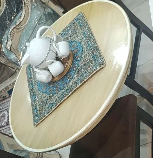 میز صبحانه خوری|میز و صندلی غذاخوری|اصفهان, شیخ اشراق|دیوار