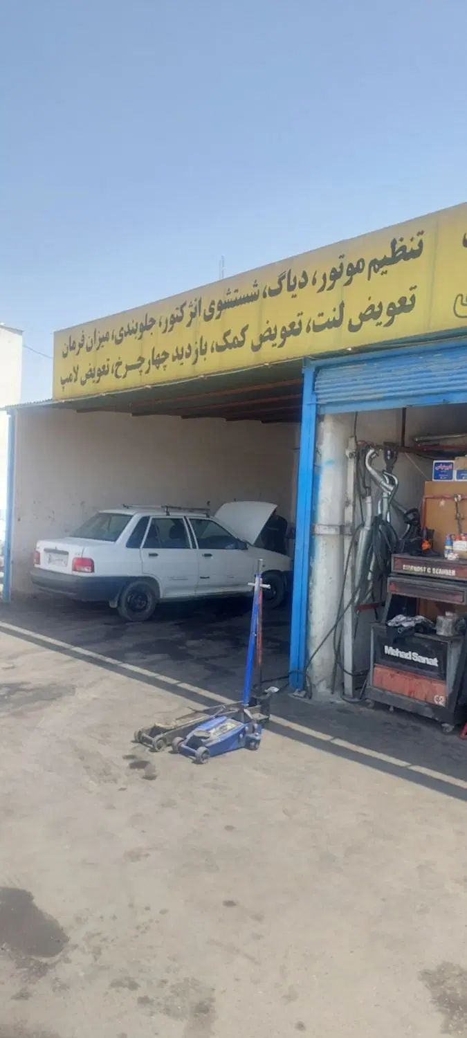 باطری ساز و مکانیک|استخدام صنعتی، فنی، مهندسی|کرج, بازار مصالح ساختمانی|دیوار