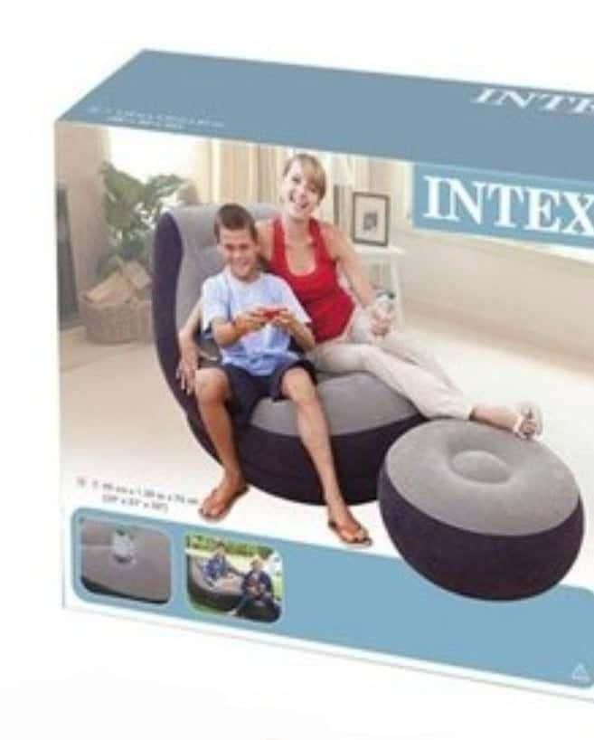 مبل بادی فوتبالی گرافیکی و زیرپایی دار اینتکس نوآک|مبلمان خانگی و میز عسلی|شیراز, زرهی|دیوار