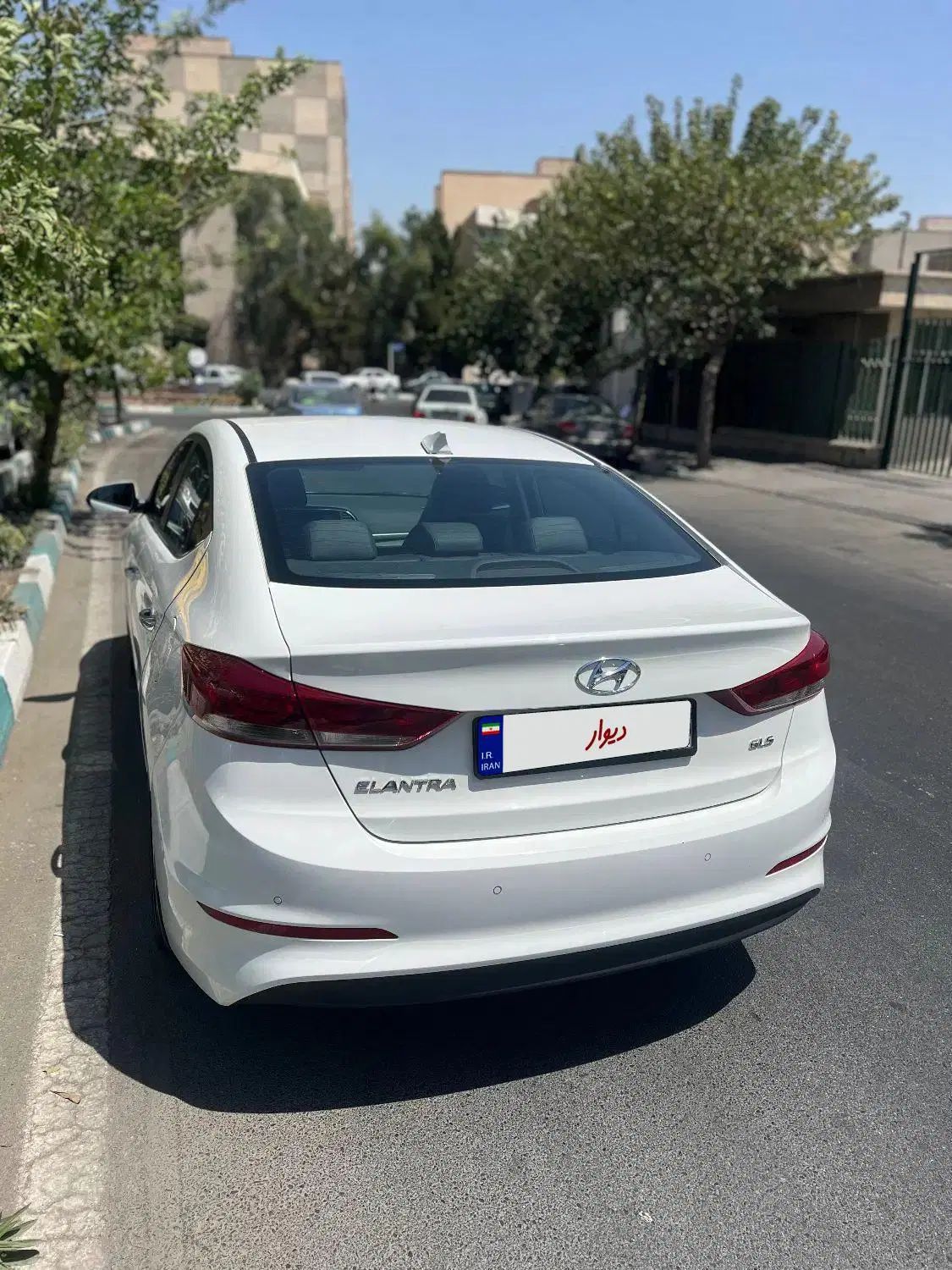 هیوندای النترا ۲۰۱۸|خودرو سواری و وانت|تهران, فاطمی|دیوار