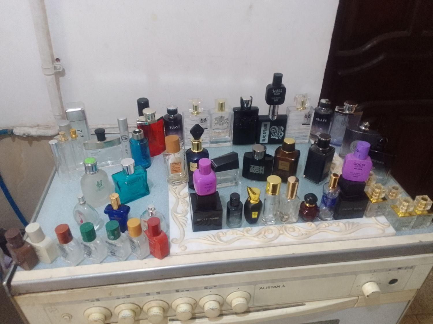 تعدادی شیشه عطر و ادکلن|آرایشی، بهداشتی، درمانی|تهران, شمیران‌نو|دیوار