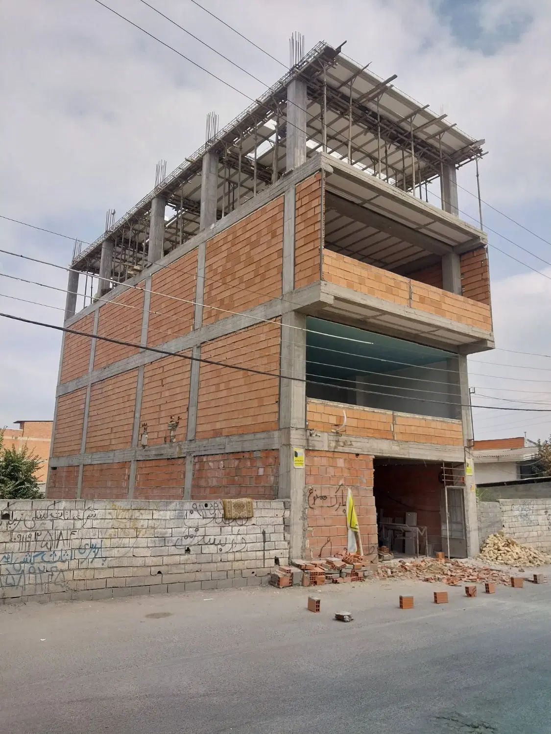 پیش فروش آپارتمان 140متری 3خواب قیمت متری23 میلیون|پیش‌فروش املاک|ساری, |دیوار