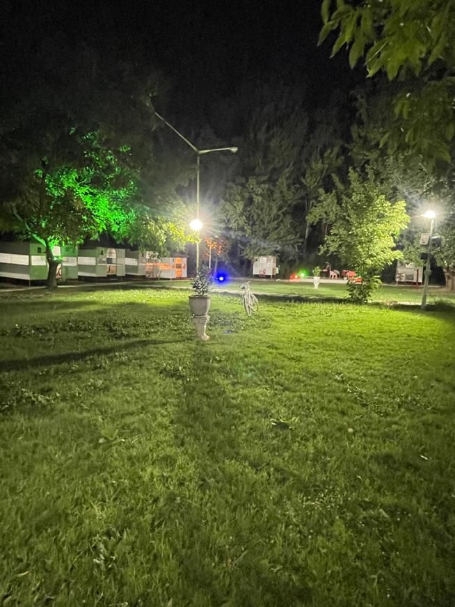 نیرو وارد کافه و رستوران|استخدام خدمات فروشگاه و رستوران|ایوان, |دیوار