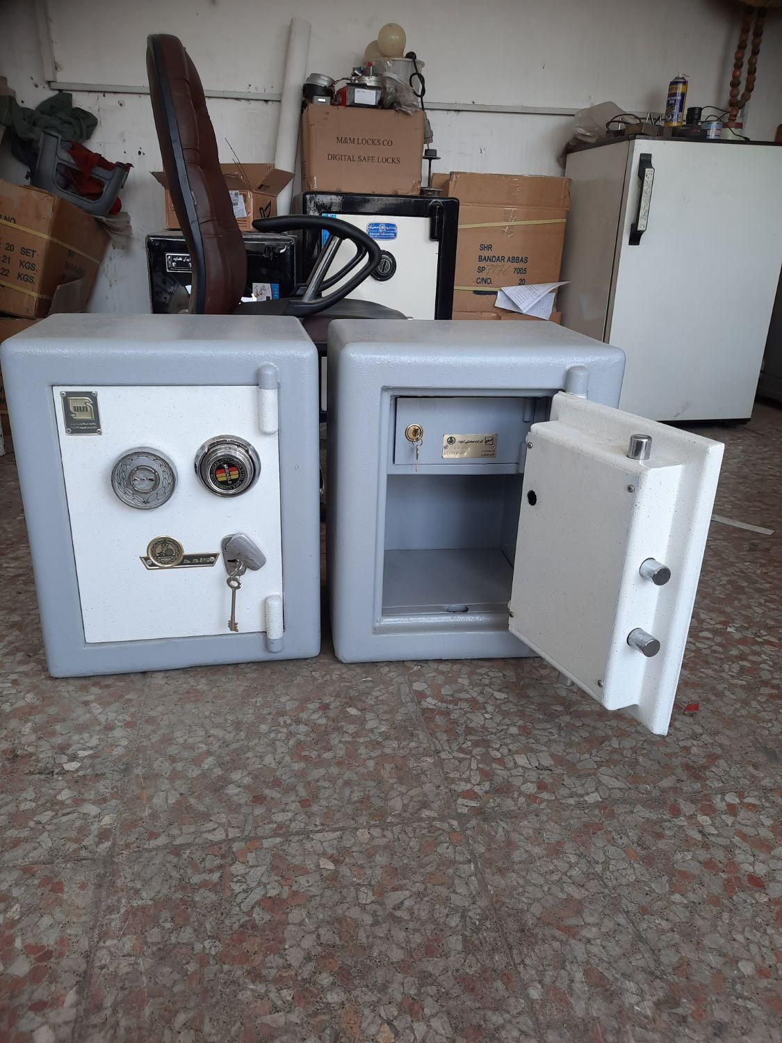 گاوصندوق متوسط گاو صندوق 150kr اصل kaveh|ابزارآلات|تهران, مهرآباد|دیوار