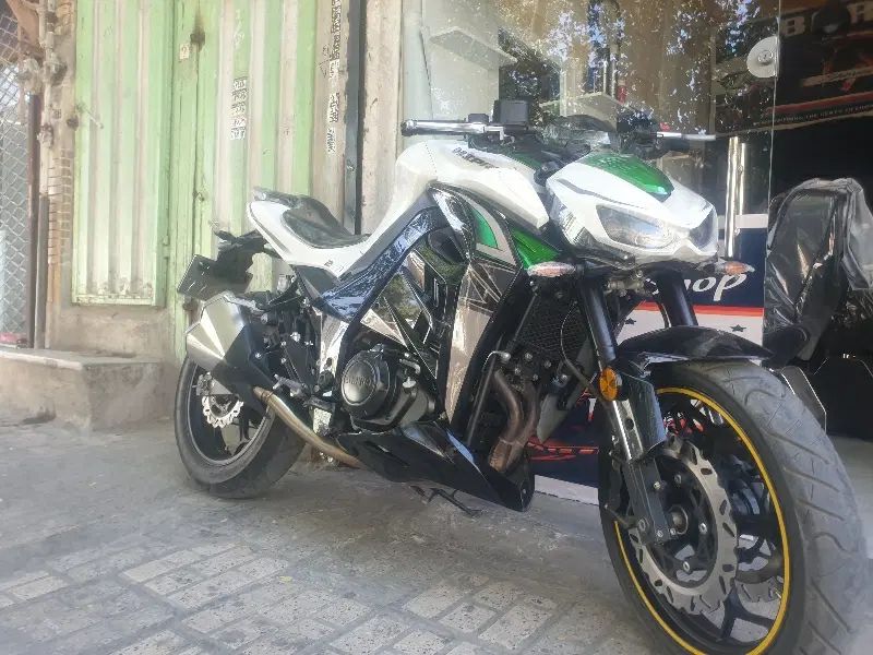 موتور هایپورو z1000|موتورسیکلت|مشهد, پنجتن|دیوار