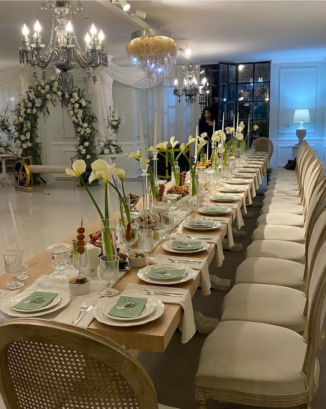 تشریفات گلریزان باغ ، باغ تالار ، عروسی ، تولد|خدمات پذیرایی، مراسم|شاهین‌شهر, فردوسی|دیوار