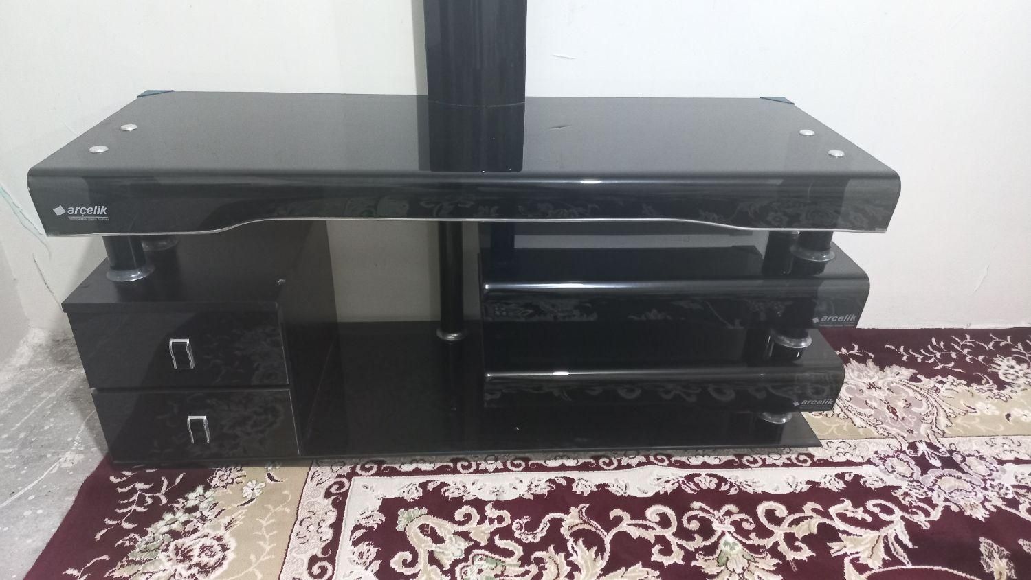 میزتلوزیون شیشه خم سکوریت اصل ترکیه با دوکشو|میز تلویزیون|رباطکریم, شهرک والفجر|دیوار