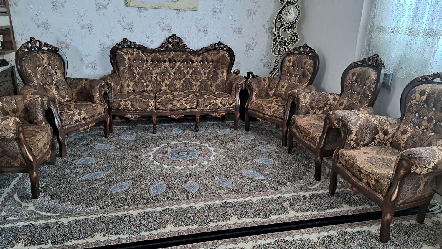 مبلمان سلطنتی 9 نفره|مبلمان خانگی و میز عسلی|شیراز, دلجو|دیوار