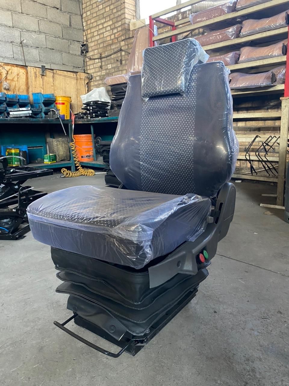 آسیاسیت صندلی بادی جکی کامیون|قطعات یدکی و لوازم جانبی|بیرجند, |دیوار