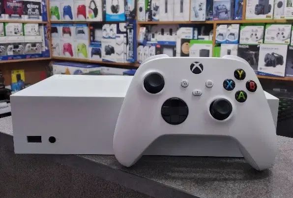 XBOXسری اس کارکرده با گارانتی|کنسول، بازی ویدئویی و آنلاین|رشت, معلم|دیوار