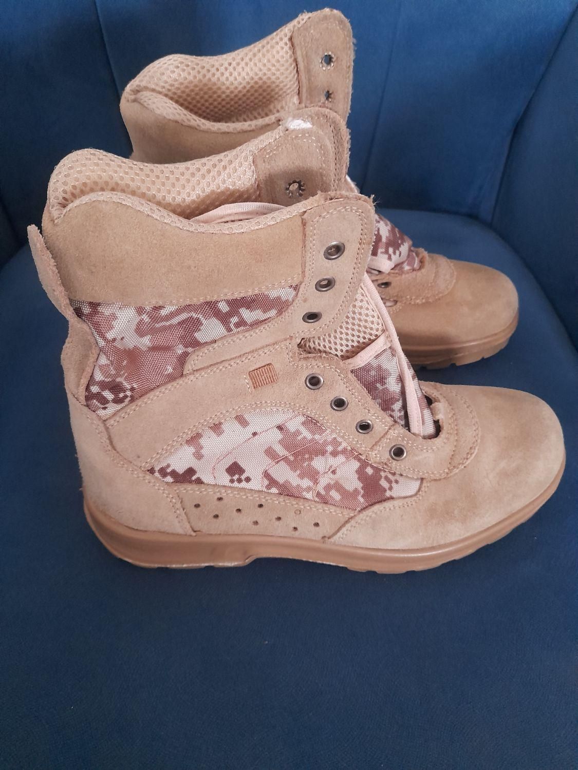 پوتین کوهنوردی سایز۴۴ و۴۱|کیف، کفش، کمربند|رشت, فلسطین|دیوار