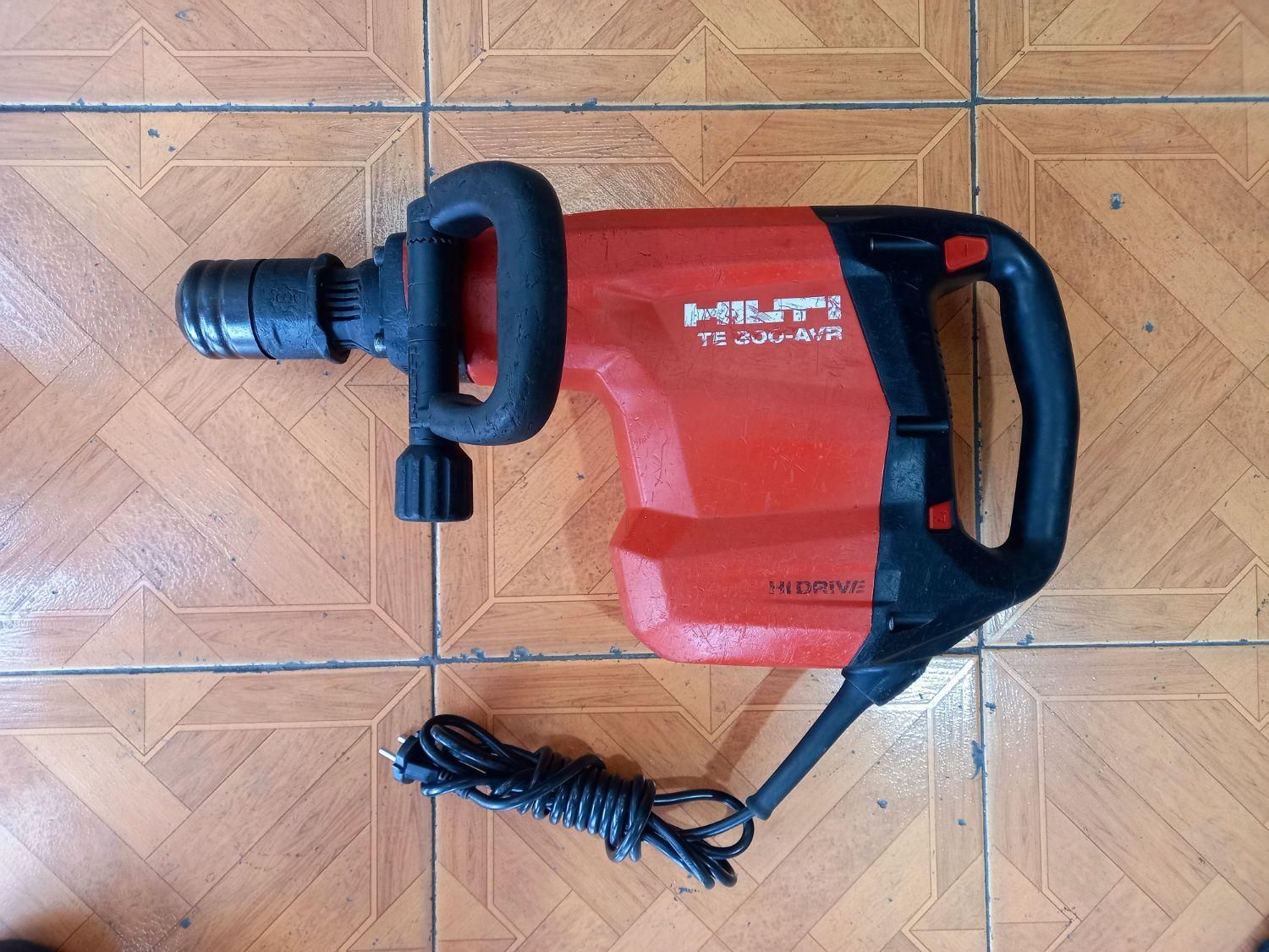 چکش تخریب هیلتی و دیوالت hilti - dewalt|ابزارآلات|تهران, مهرآباد جنوبی|دیوار