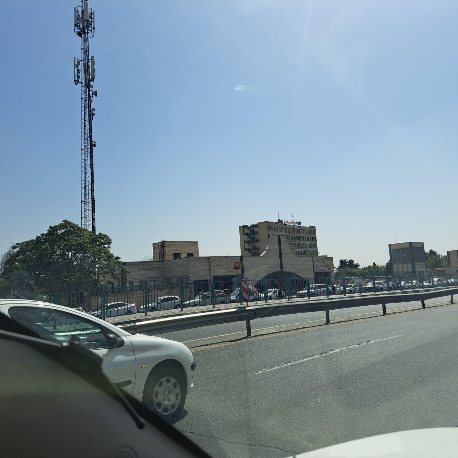 سرویس مدرسه از خیابان کرمان به شهید کرد|فعالیت داوطلبانه|تهران, کرمان|دیوار