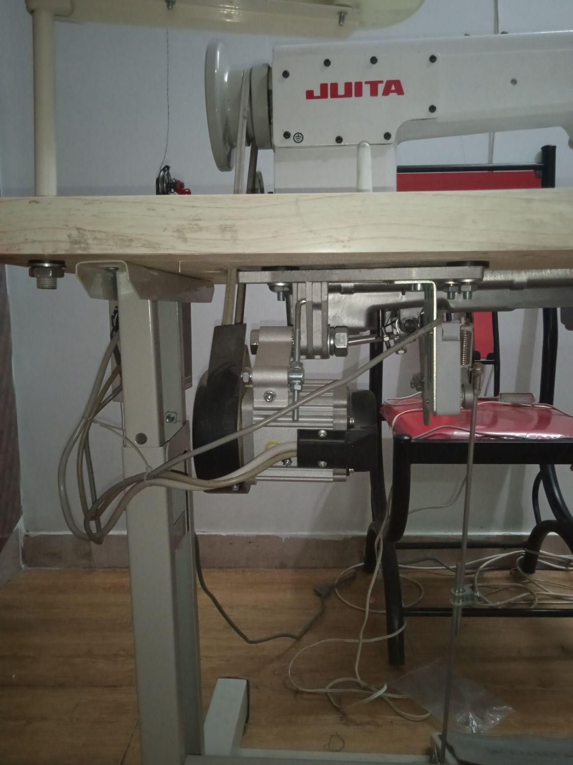 چرخ جویتا راستا دوز کمپلت بزرگ ضخیم دوز|چرخ خیاطی و ریسندگی|اصفهان, باغ فدک|دیوار