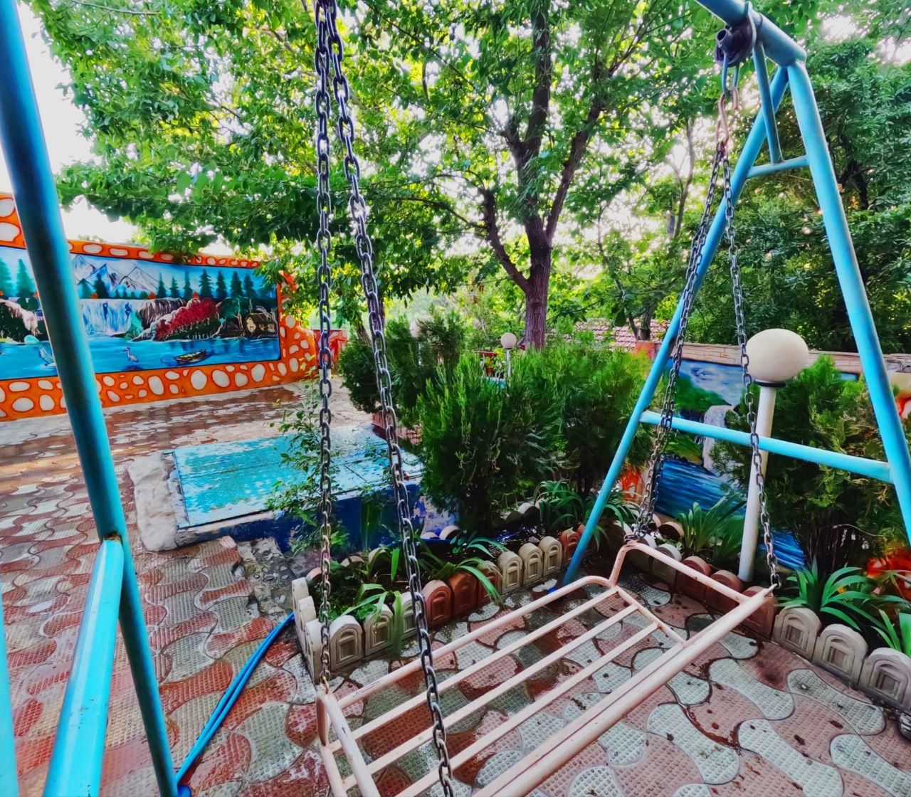 ویلای لب اب استخرروبازدرشهر باغبهادران باغ بهادران|اجارهٔ کوتاه‌مدت ویلا و باغ|اصفهان, بوستان آینه خانه|دیوار