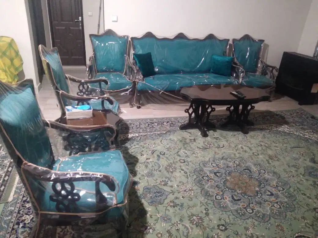 مبلمان چوبی صنوبر ۷ نفره به همراه نهارخوری ۸ نفره|مبلمان خانگی و میز عسلی|لشت نشا, |دیوار