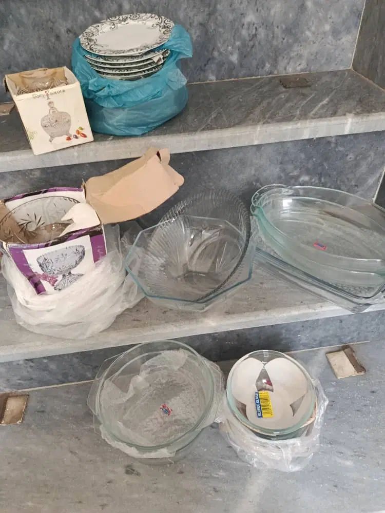 بلورجات|ظروف سرو و پذیرایی|رشت, جماران|دیوار