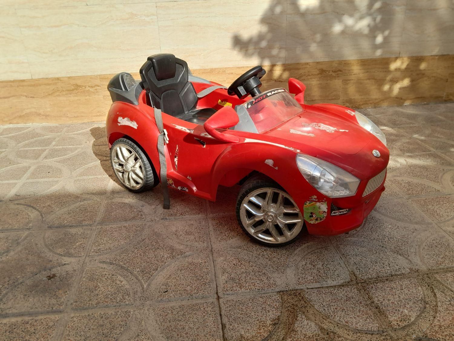 ماشین شارژی کنترل دار فروشی|اسباببازی|قرچک, زیبا شهر|دیوار